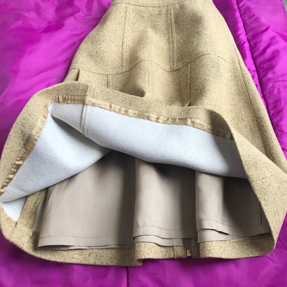 Women's A-Line Tweed Skirt in Beige - Classic Flared Style